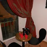 Le Crocodile Rouge Bed & Breakfast 3*