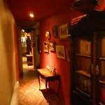 Le Crocodile Rouge 3*