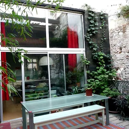 住宿加早餐酒店 Le Crocodile Rouge 3*