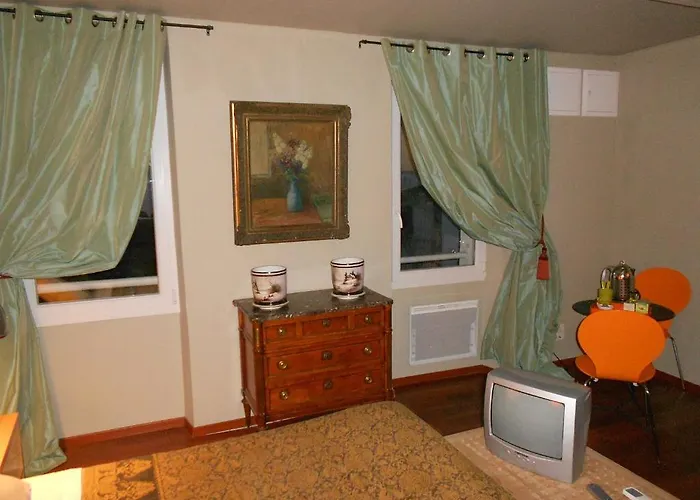 Le Crocodile Rouge Frühstückspension