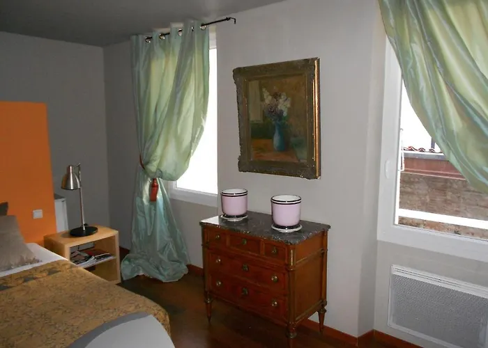 Frühstückspension Le Crocodile Rouge