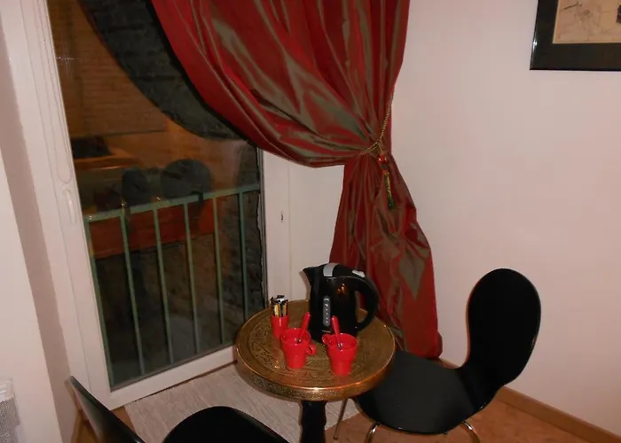 Le Crocodile Rouge Frühstückspension 3*